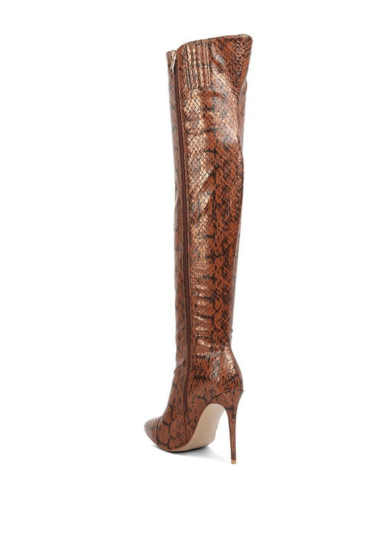 Snake pattern knee heel boots. Made with leather for women