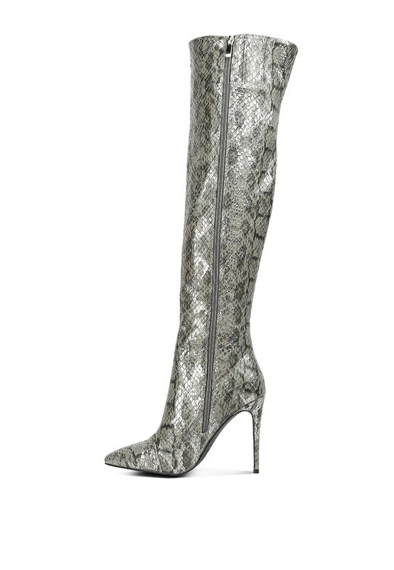 Snake pattern knee heel boots. Made with leather for women