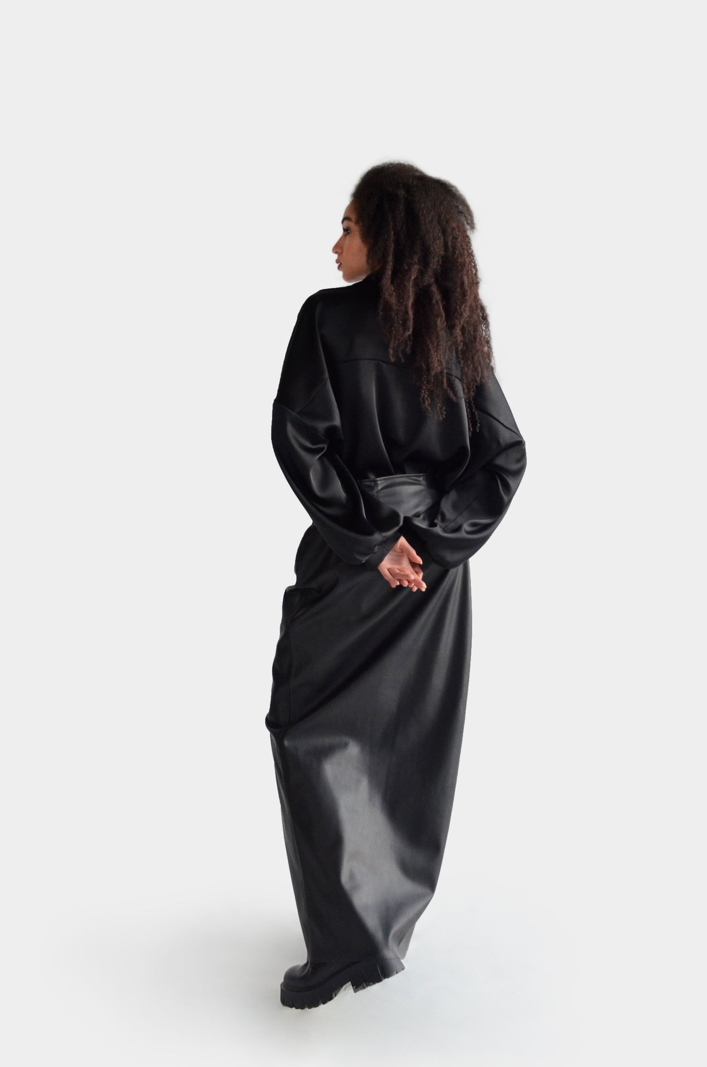 Black eco leather maxi skirt with zipper for women by Holocene